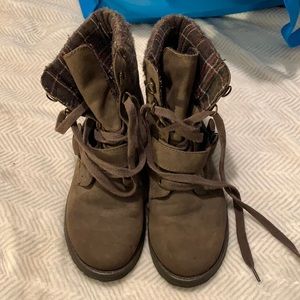 Roxy boots